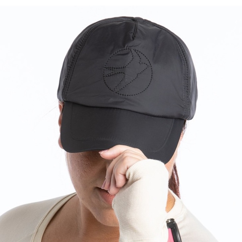 Oiselle Puffy Bird Hat - new with tags